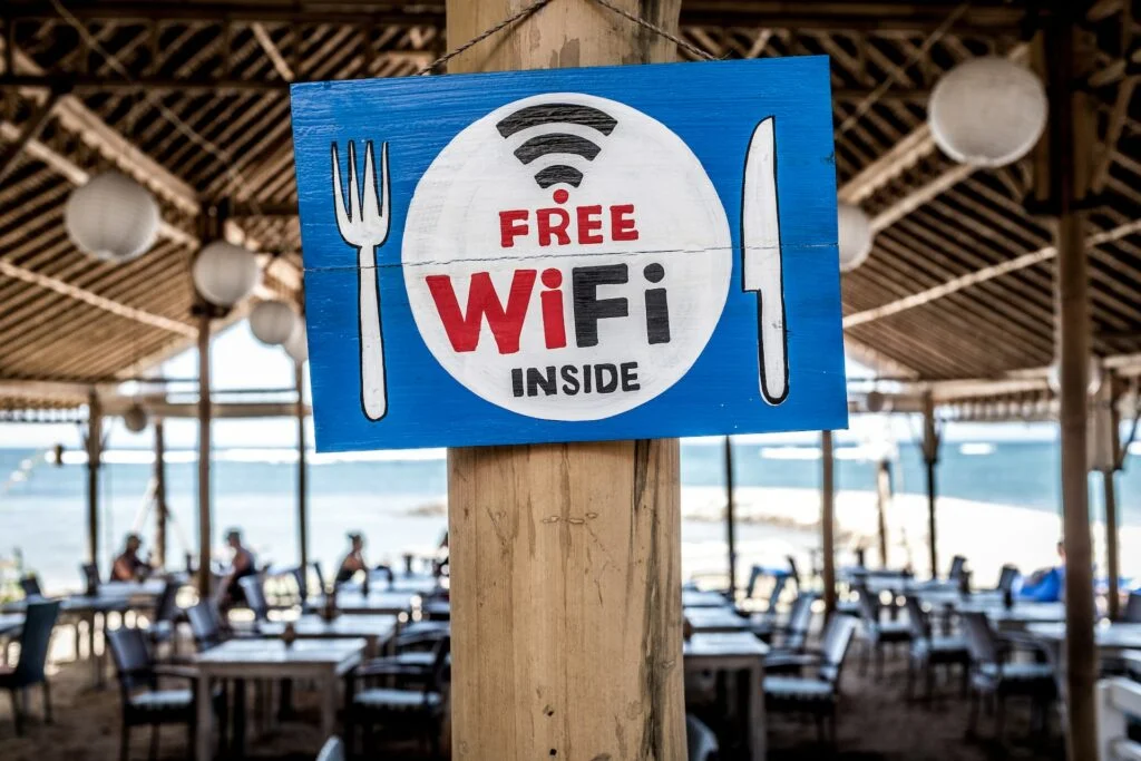 Cómo usar una eSIM en Colombia y tener internet 7 wifi publico en colombia 1